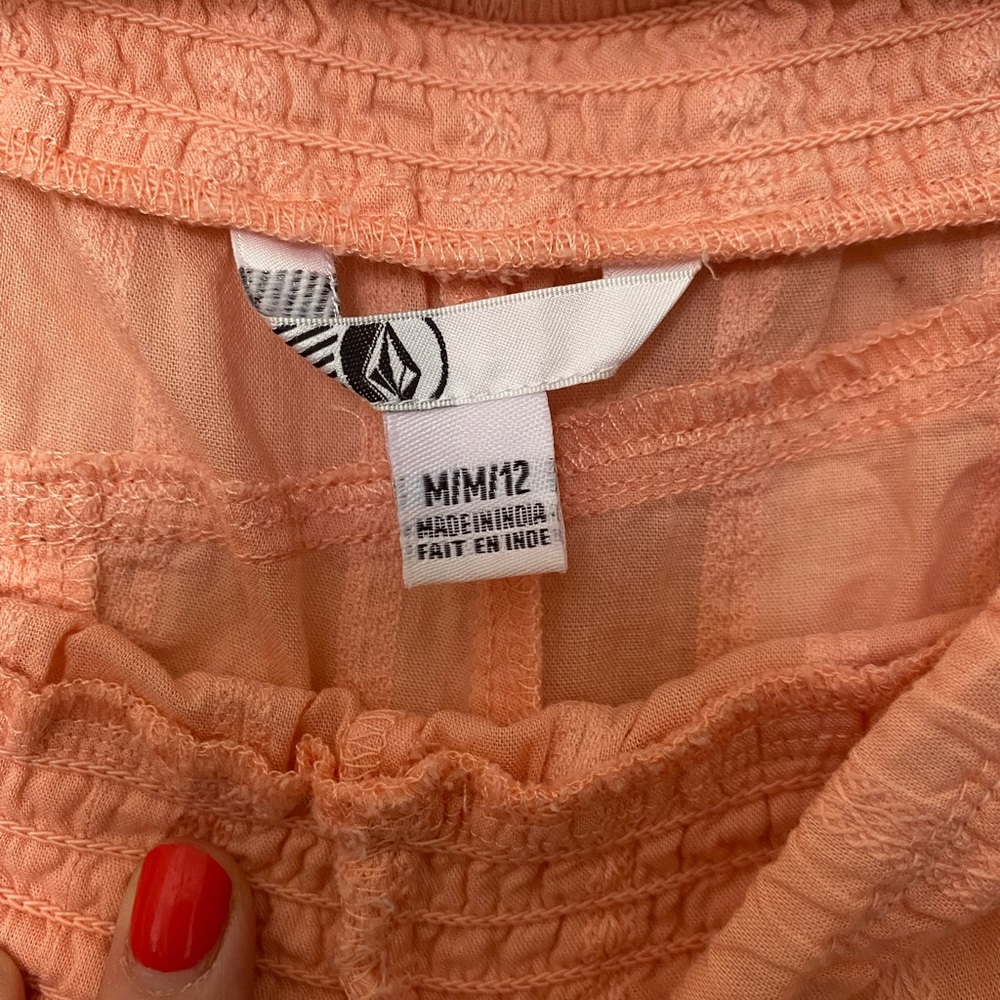 Peach volcom pants - Picture 3 of 3